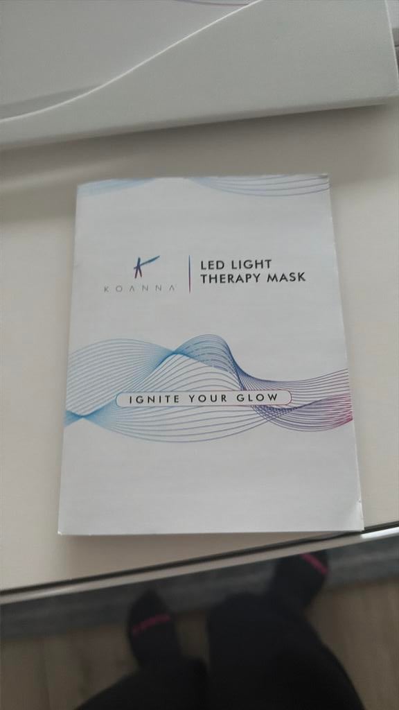 Koanna LED light therepy mask Compleet, Sieraden, Tassen en Uiterlijk, Uiterlijk | Gezichtsverzorging, Ophalen, Gebruikt, Gehele gezicht