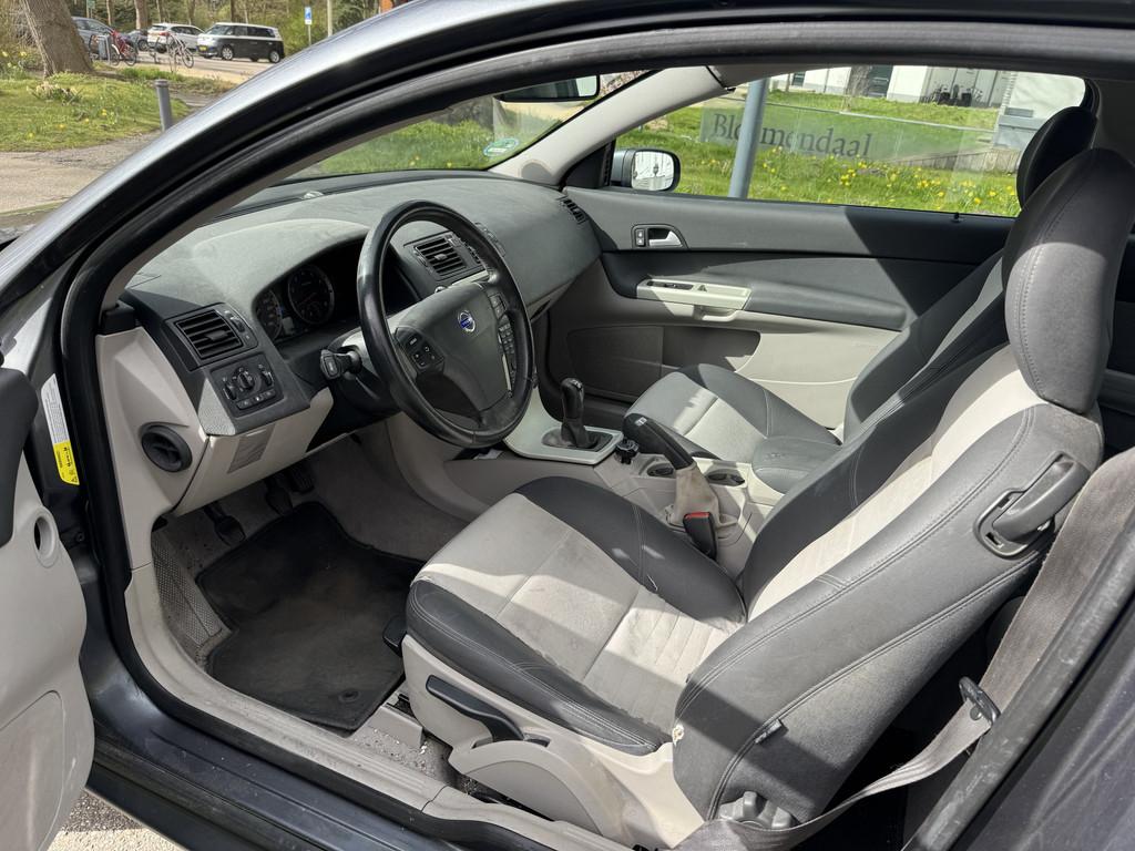 Volvo C30 1.6 RIJKLAAR (bj 2007), Auto's, Voorwielaandrijving, 1596 cc, 101 pk, Gebruikt