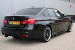 BMW 3-serie 320i M-PACK I AKRAPOVIC I DIGITAAL DASH I LEDER, Euro 5, Achterwielaandrijving, Gebruikt, Zwart
