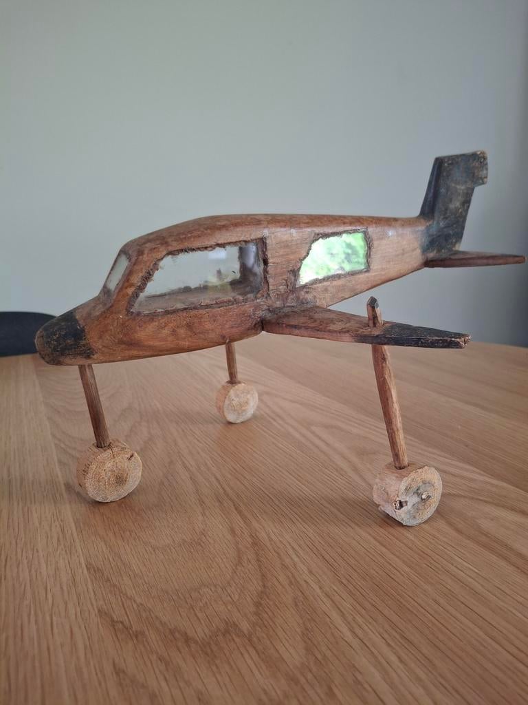 Oud houten volkskunst vliegtuig - 37 cm lang, Ophalen of Verzenden