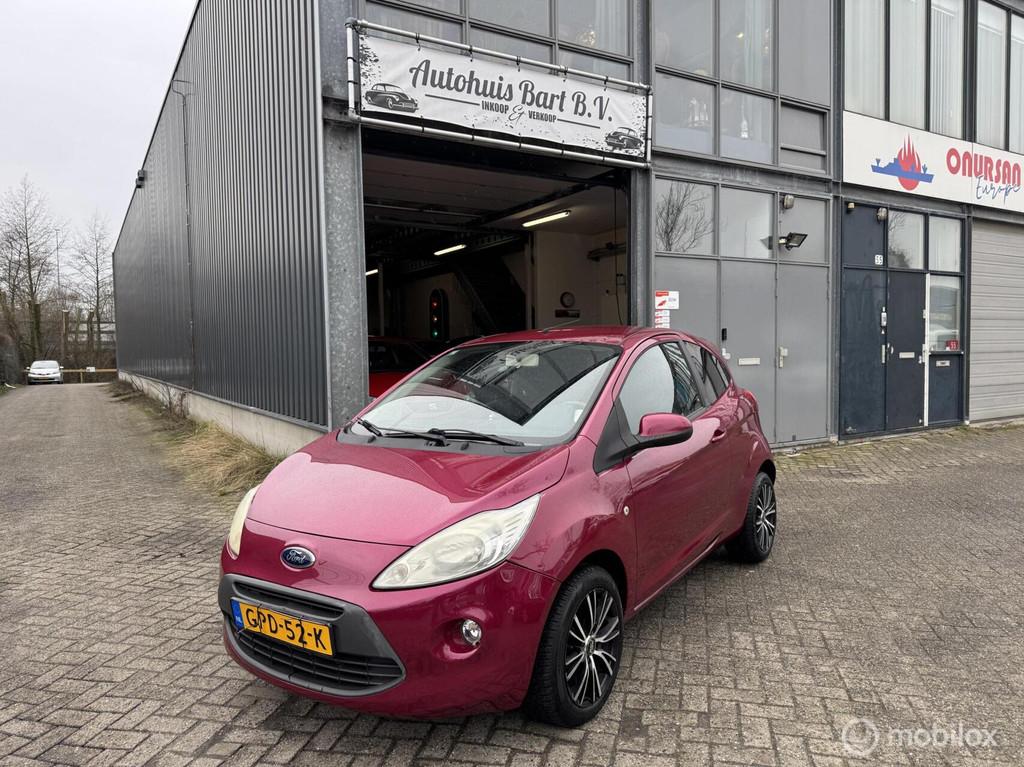 Ford Ka 1.2 Titanium Airco! Nieuwe APK! NAP Rapport!, Voorwielaandrijving, Stof, Gebruikt, 4 stoelen