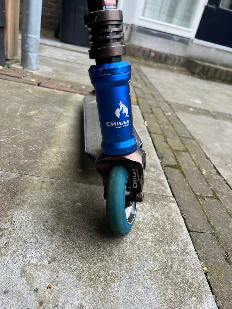 Chilli Pro Scooter Stuntstep - Blauw/Zwart, Fietsen en Brommers, Steps, Ophalen of Verzenden, Gebruikt, Overige typen