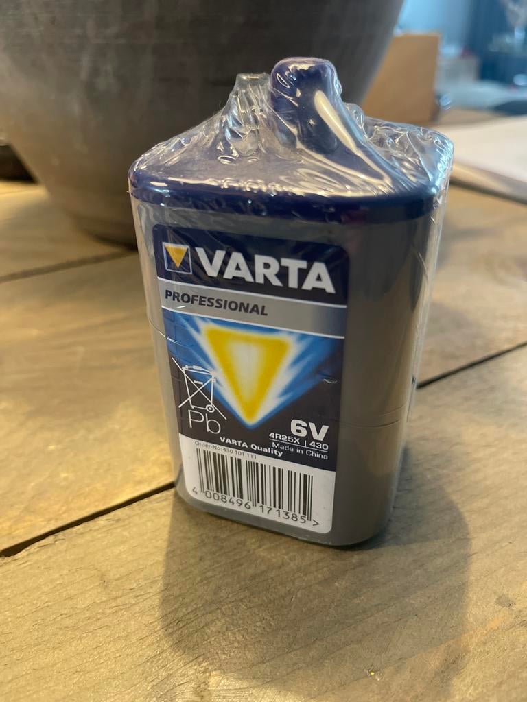Varta Professional 6V batterij, Ophalen of Verzenden, Nieuw