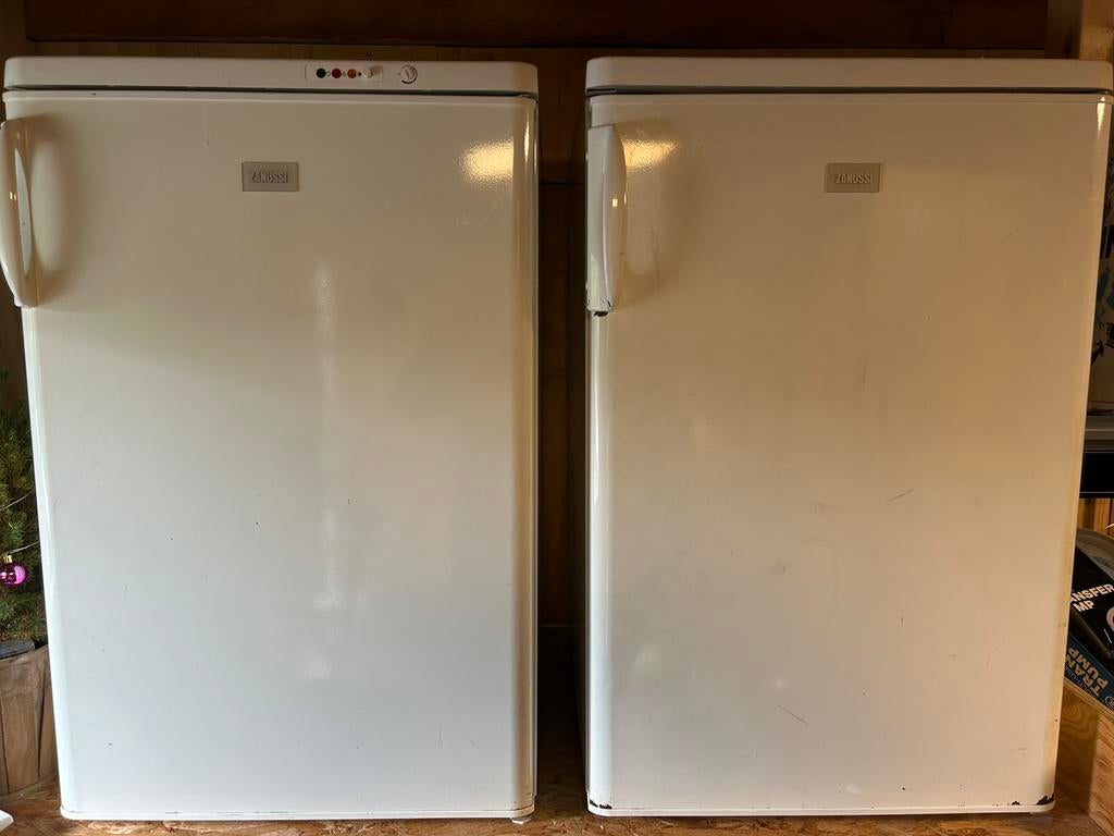 Vriezer en koelkast Zanussi, Ophalen, Gebruikt, 200 liter of meer, Met aparte vriezer