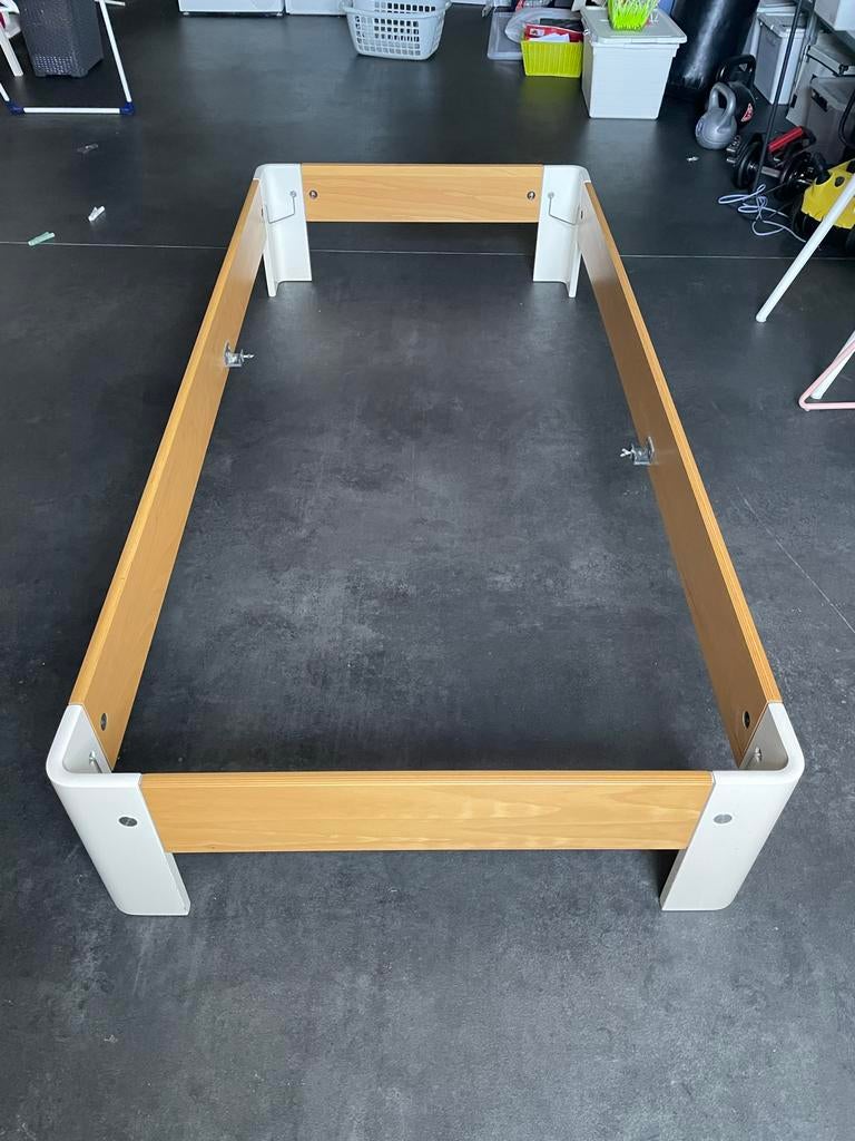 Auping Auronde ombouw 90x200cm beuken witte poten, Gebruikt, 90 cm, Eenpersoons, Wit