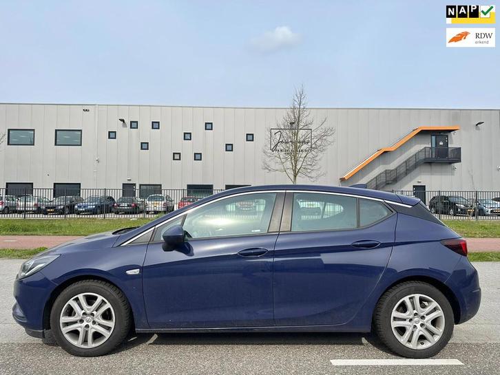 Opel Astra 1.6 CDTI Online Edition | EX BPM |, Auto's, Opel, Bedrijf, Te koop, Astra, ABS, Achteruitrijcamera, Airbags, Airconditioning