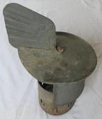 Vintage metalen schoorsteenkap met windvaan. Retro, Ophalen, Gebruikt