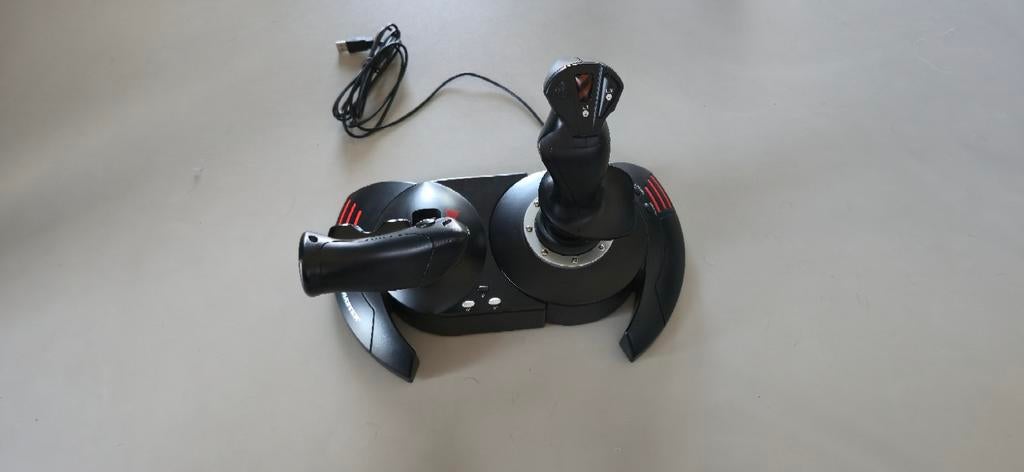 Thrustmaster T.Flight Stick X HOTAS - voor PC en PS3, Computers en Software, Joysticks, Ophalen, Zo goed als nieuw, Thrustmaster