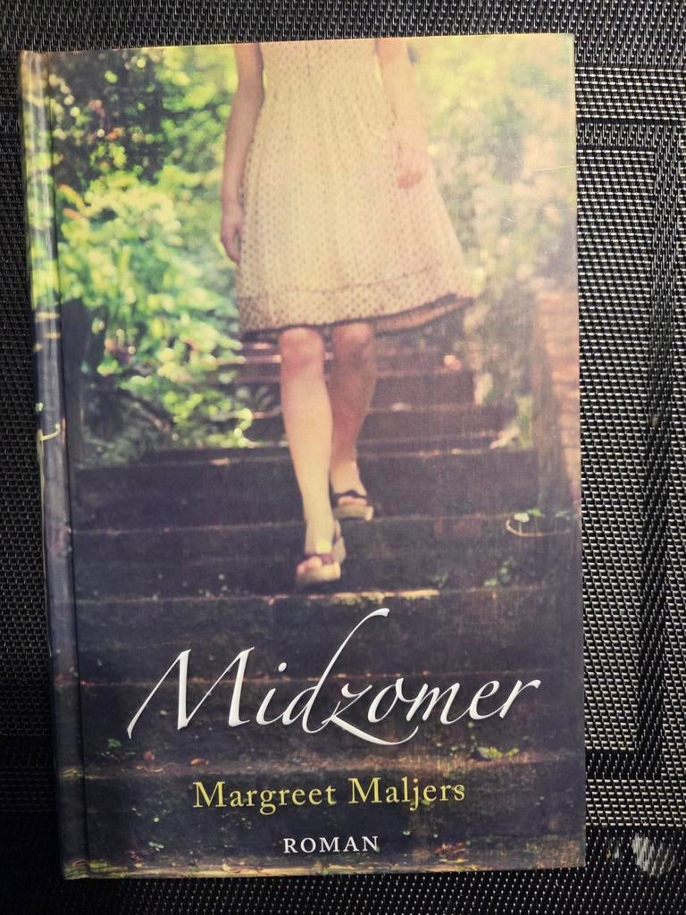 Margreet Maljers - Midzomer, Boeken, Streekboeken en Streekromans, Zo goed als nieuw, Noord-Brabant, Ophalen of Verzenden