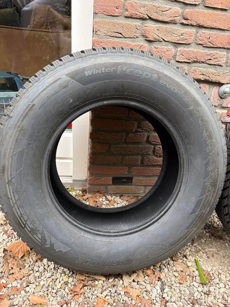 4 Nieuwe Hankook Winterbanden i*cept evo 265/65R17 116H, Auto-onderdelen, Banden en Velgen, Ophalen, 265 mm, Nieuw, 17 inch