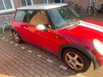 Mini 1.6 16V Cooper 2003 Rood, Auto's, Mini, Voorwielaandrijving, 15 km/l, 4 cilinders, 4 stoelen