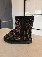 UGG Laarzen maat 40 (NIEUW), Zwart, Snowboots, Nieuw, Ophalen of Verzenden