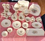 Wedgwood Conway servies, Ophalen of Verzenden, Zo goed als nieuw, Wedgwood, Kop(pen) en/of Schotel(s)