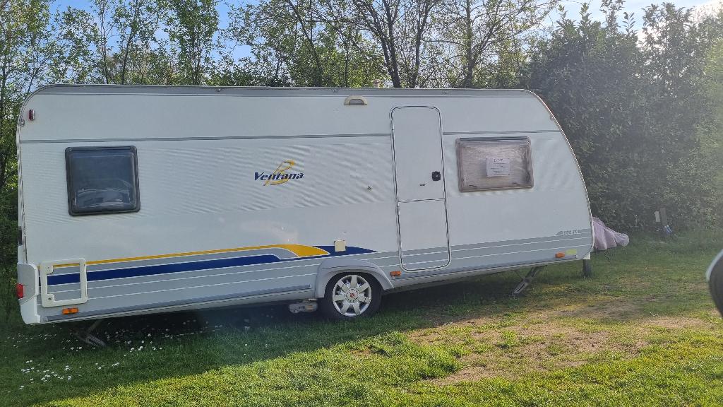 Bürstner Ventana 500TS, Caravans en Kamperen, Omvormbare zithoek, Rondzit, Particulier, Bürstner