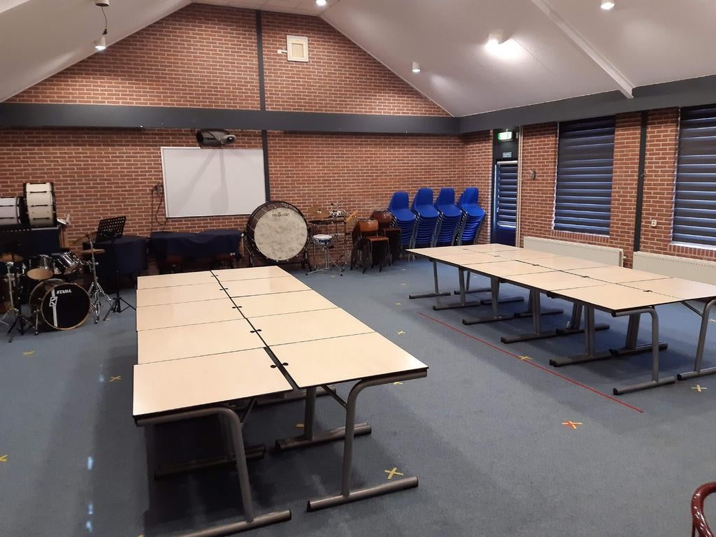 Ahrend tafel 80x80 (10 stuks), Huis en Inrichting, Tafels | Eettafels, Gebruikt, Vierkant, Tot twee personen, 50 tot 100 cm