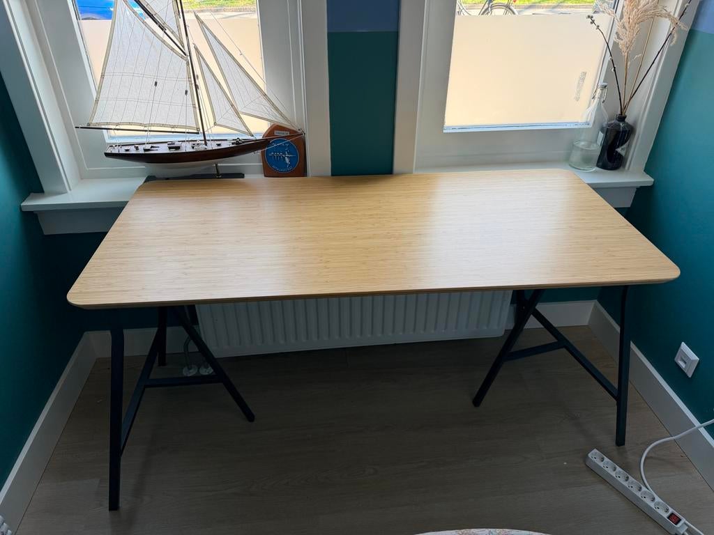 Stijlvol Bamboe Bureau, Huis en Inrichting, Bureaus, Ophalen, Zo goed als nieuw