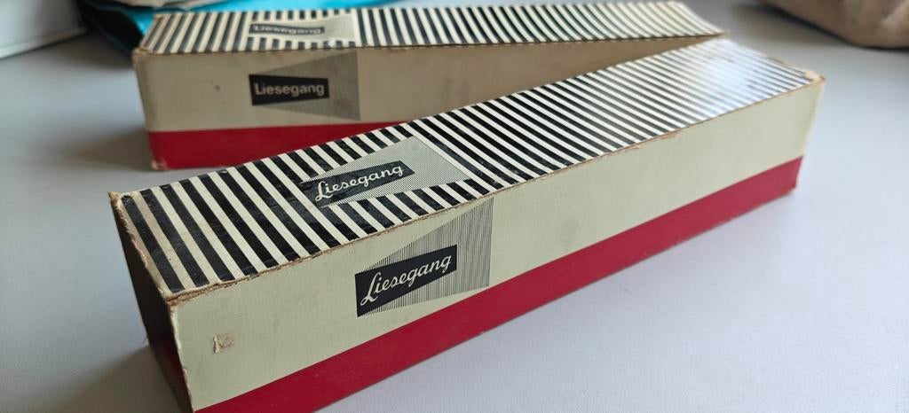 Twee dozen met Liesegang dia's. Totaal 100 dia's (2 x 50), Ophalen of Verzenden, Nieuw