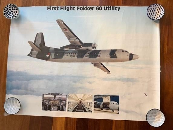 POSTER FIRST FLIGHT FOKKER 60 UTILITY KLM 4 jdu, Ophalen of Verzenden, Zo goed als nieuw, Overige typen