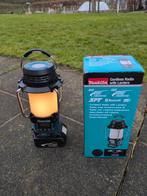 Makita DMR056 DAB+ Radio en Werklamp, Ophalen of Verzenden, Zo goed als nieuw, Bouwradio