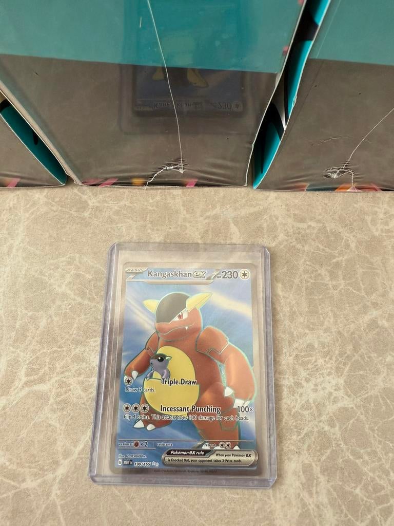 Pokemon 151 kangaskhan ex full art 190/165, Hobby en Vrije tijd, Verzamelkaartspellen | Pokémon, Ophalen, Zo goed als nieuw
