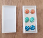 3 paar (kinder)  oorbellen in doosje, stekers, Ophalen, Overige materialen, Overige kleuren, Nieuw