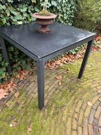 Zwarte ijzeren tuintafel 90x90 cm - uitstekende staat, Ophalen of Verzenden, Gebruikt, Vierkant, Metaal