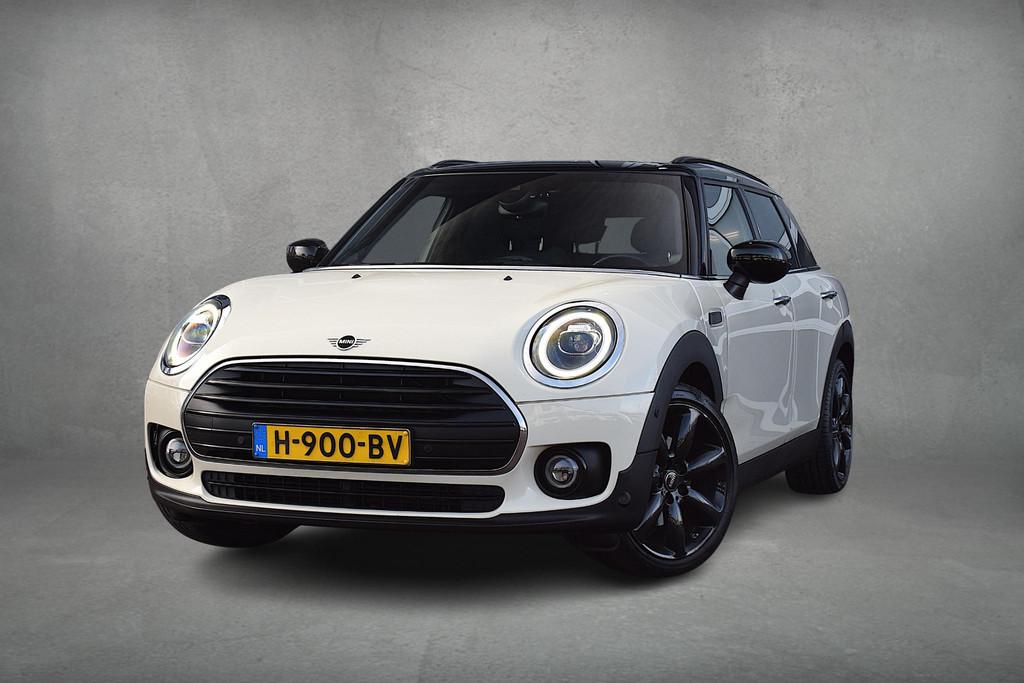 Mini Mini Clubman 1.5 Cooper Chili | Apple CarPlay | Half Le, Auto's, Gebruikt, Leder en Stof, Wit, Origineel Nederlands