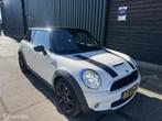 Mini Cooper S 1.6 Airco Cruise Control, Voorwielaandrijving, Gebruikt, Zwart, 4 cilinders