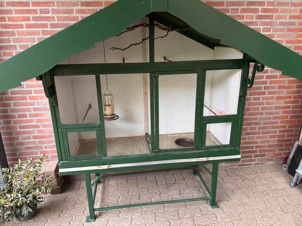 Buiten voliér, Dieren en Toebehoren, Ophalen, Zo goed als nieuw, Hout, Vogelkooi