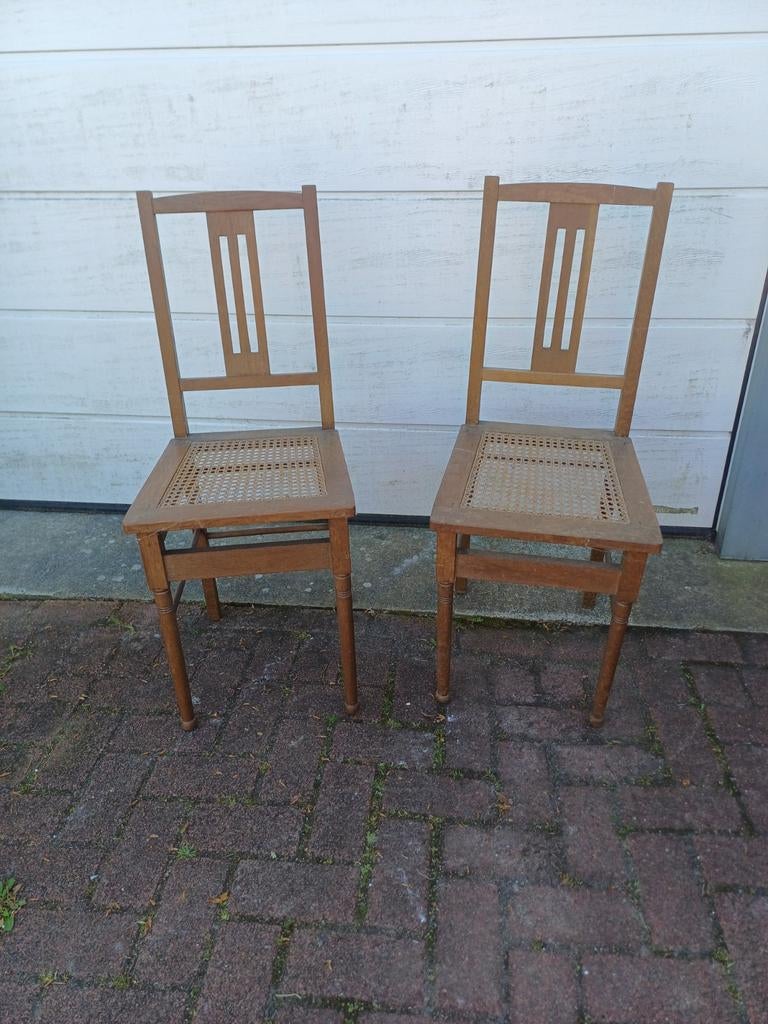 2 Meufa stoelen jaren '30 met rotan zitting, Antiek en Kunst, Antiek | Meubels | Stoelen en Banken, Ophalen of Verzenden