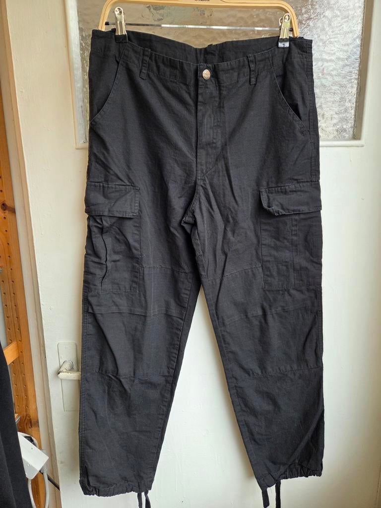 Carhartt WIP Cargo Broek - Zwart maat M, Kleding | Heren, Broeken en Pantalons, Maat 48/50 (M), Zwart, Carhartt, Ophalen of Verzenden