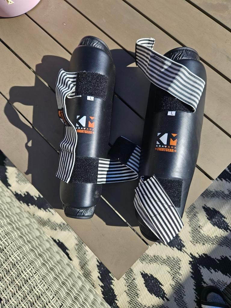 Krav Maga scheenbeschermers maat L, Sport en Fitness, Vechtsporten en Zelfverdediging, Ophalen