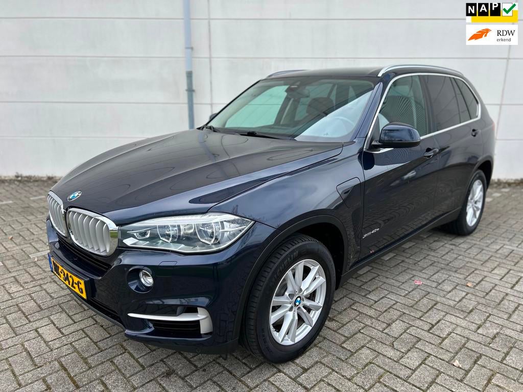 BMW X5 XDrive 40e High Executive 2015 Led Head Up Trekhaak S, Auto's, BMW, 4 cilinders, Blauw, Vierwielaandrijving, 147 €/maand