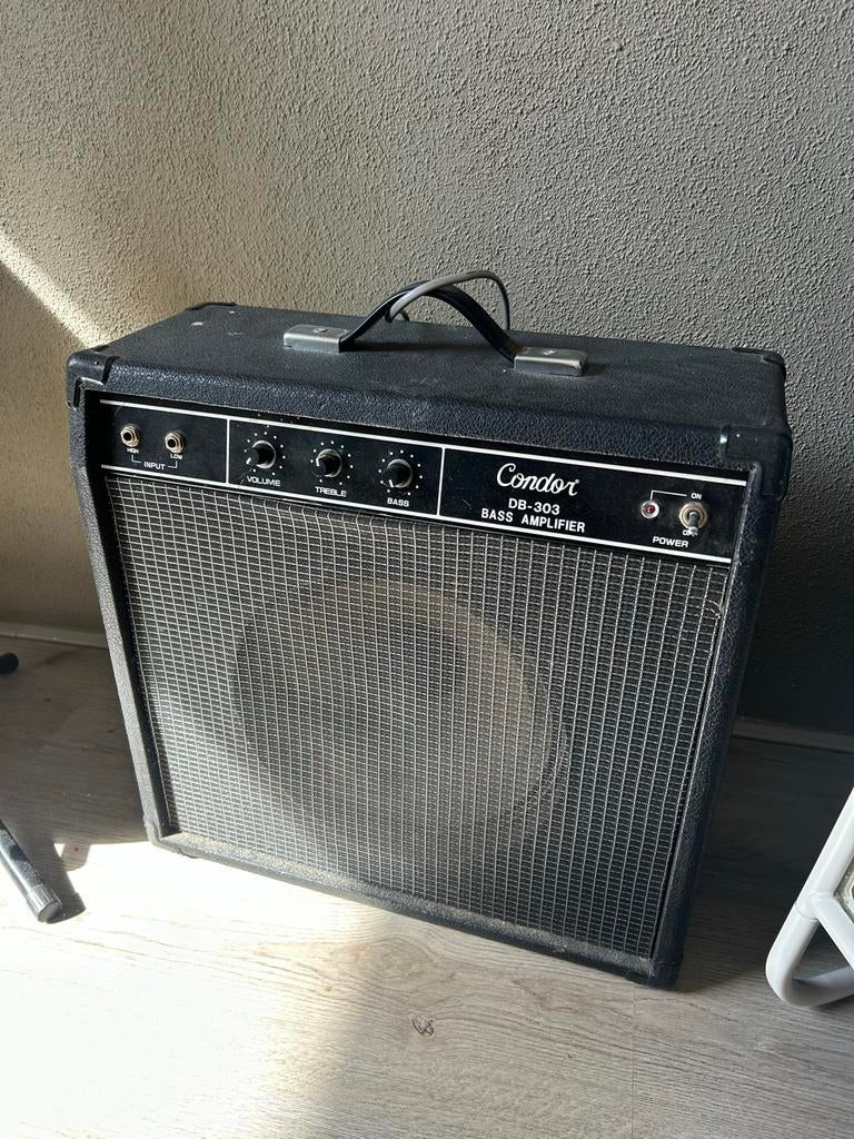 Condor DB-303 Basgitaar Versterker, Muziek en Instrumenten, Ophalen of Verzenden, Gebruikt, Basgitaar, Minder dan 50 watt