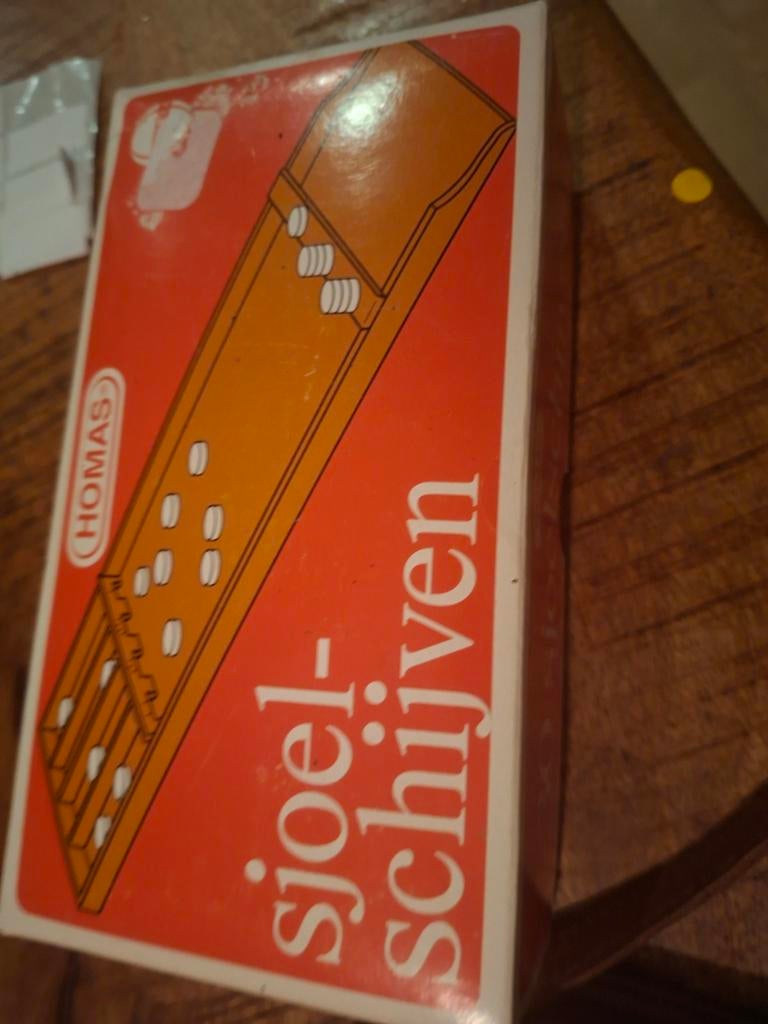 Homas sjoel schijven, Vijf spelers of meer, Ophalen, Zo goed als nieuw, Homas