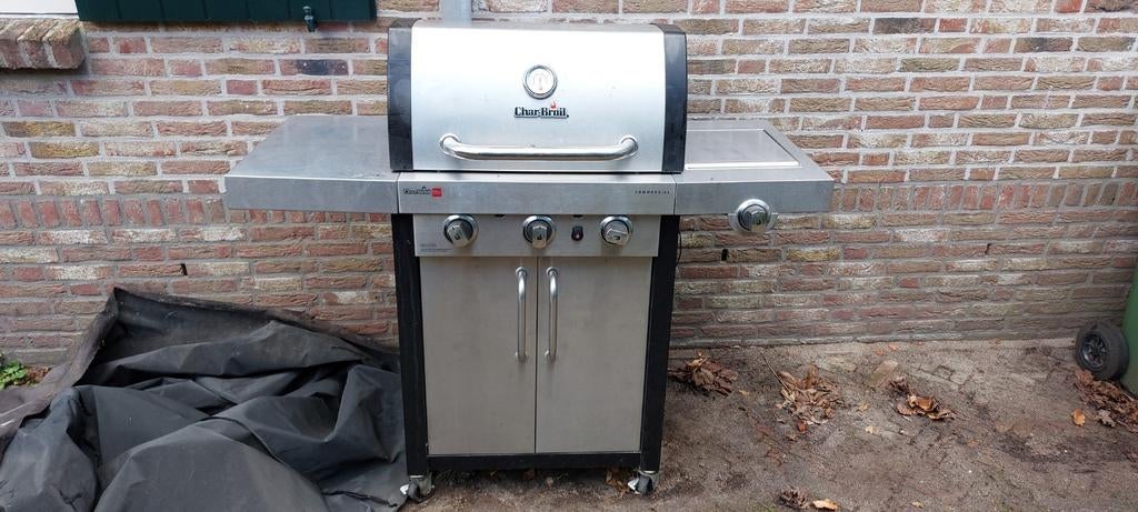 Char-Broil Commercial gasbarbecue, Ophalen, Gebruikt