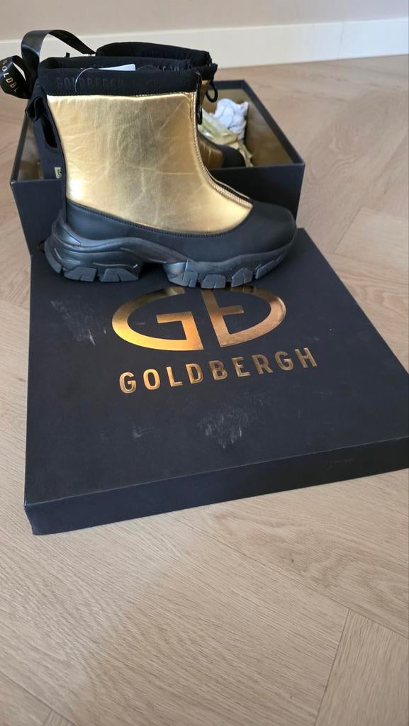 Goldbergh Glint metallic snow boots 39, Kleding | Dames, Schoenen, Goldbergh, Ophalen, Nieuw