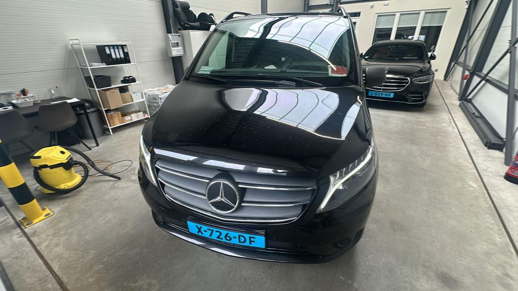 Mercedes-Benz Vito Tourer 124CDI XL 240pk 9G-TRONIC Plus, Achterwielaandrijving, 2000 kg, Zwart, Leder