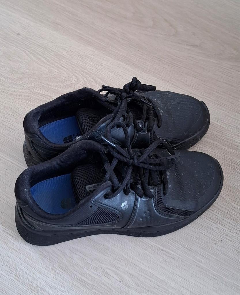 Mc Donalds schoenen maat 36 Shoes crews, Ophalen of Verzenden, Gedragen, Sneakers of Gympen