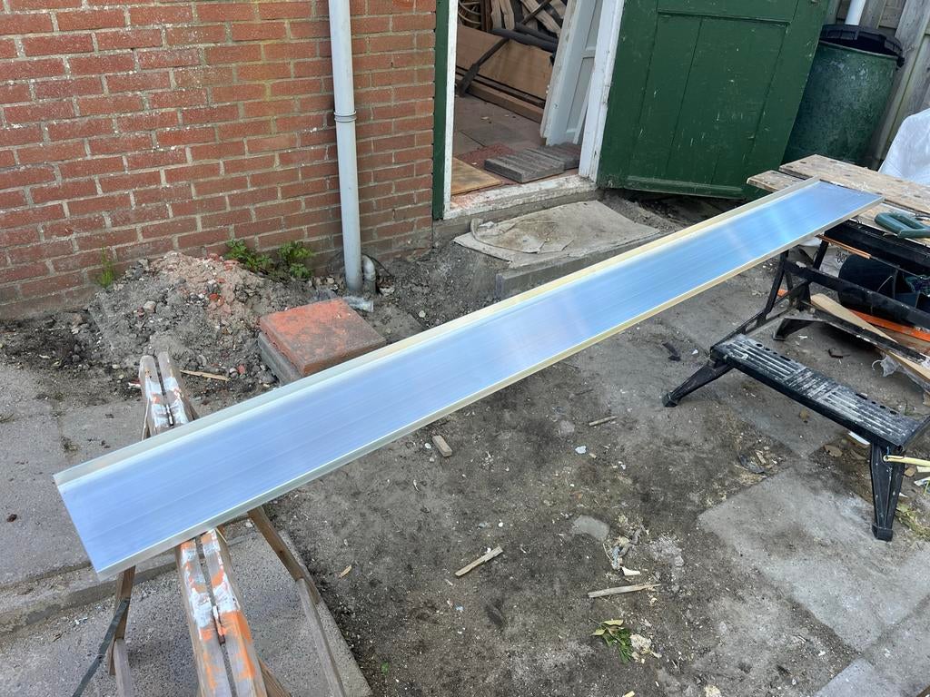 Aluart Aluminium Waterslagprofiel 15º - 2000x180mm, Ophalen of Verzenden, Nieuw, Aluminium