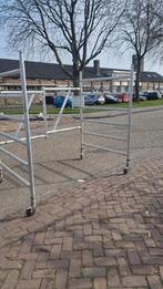 Te koop verstelbaar altrex klapframe breed, Doe-het-zelf en Verbouw, Steigers, Ophalen of Verzenden, Altrex