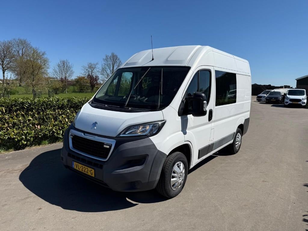 Peugeot Boxer 330 L1h2 130PK * Dubbele cabine * Airco, Auto's, Bestelauto's, Voorwielaandrijving, Euro 5, Stof, Zwart