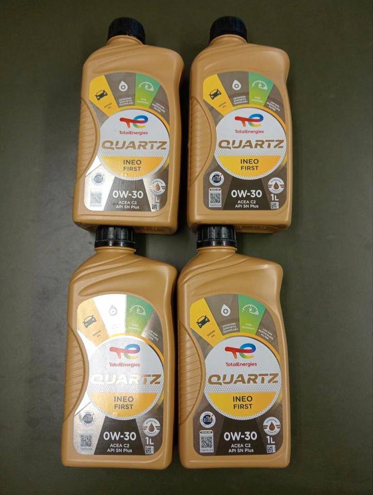 4x 1L TotalEnergies Quartz Ineo First 0W30 Motorolie, Auto-onderdelen, Motor en Toebehoren, Ophalen