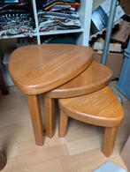 Vintage nesting tafeltjes 3 stuks, Doe-het-zelf en Verbouw, Tekentafels, Ophalen of Verzenden