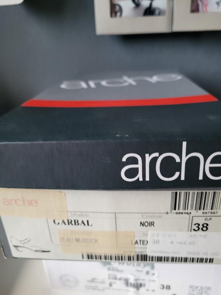 Arche schoenen. Maat 38., Kleding | Dames, Schoenen, Ophalen of Verzenden, Zo goed als nieuw, Zwart, Sneakers of Gympen