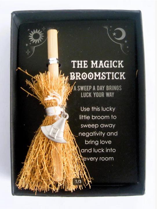 Magic broomstick / Spiritueel kado / veeg je zorgen weg, Ophalen of Verzenden, Nieuw, Overige typen, Overige