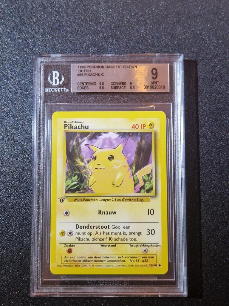 Pikachu Beckett 9, Ophalen of Verzenden, Zo goed als nieuw