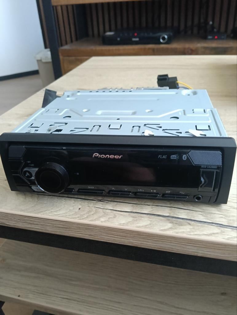 Pioneer auto radio, Ophalen, Zo goed als nieuw