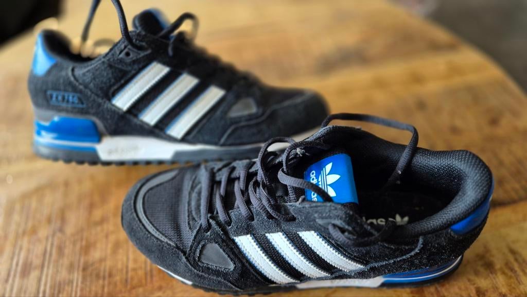 Adidas ZX750 sneakers maat 42 - Zwart met blauwe accenten, Kleding | Heren, Schoenen, Ophalen of Verzenden, Zo goed als nieuw