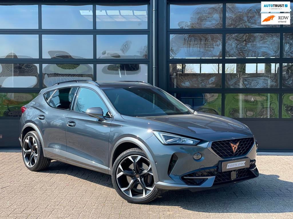 CUPRA Formentor 2.0 TSI 4Drive,SchaalstoelenBeats, Pano,Trek, Auto's, Automaat, 15 km/l, Zwart, 4 cilinders